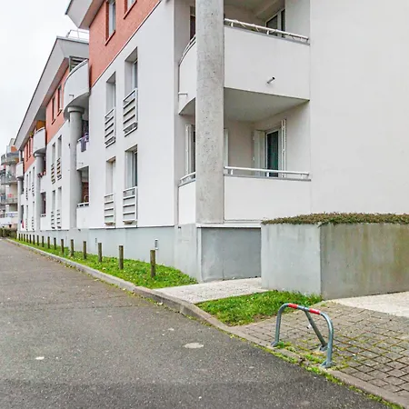 Moderne Confort La Clef D'elancourt * Elancourt